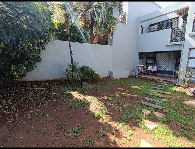 2 BEDROOM APARTMENT FOR SALE IN BASSONIA